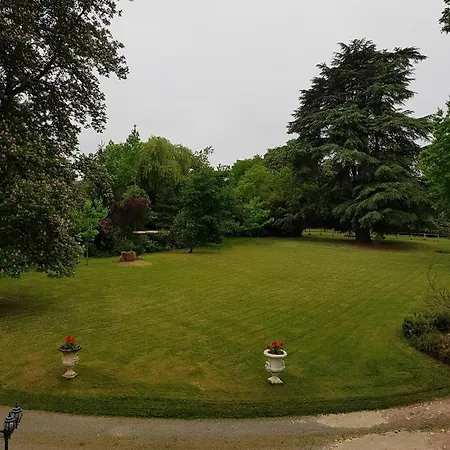 Bed & Breakfast Chateau St Justin